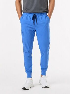 Figs Men's Tansen Jogger Scrub Pants in Ceil blue - Size L